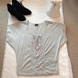 Fun silver sequins top! ❄️☃️